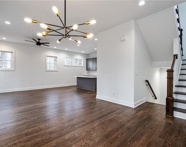 1453 Bridges Avenue Sw - Photo Thumbnail 6