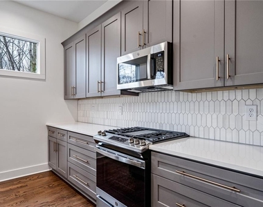 1453 Bridges Avenue Sw - Photo Thumbnail 15