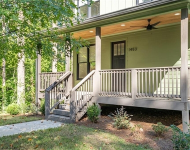 1453 Bridges Avenue Sw - Photo Thumbnail 2