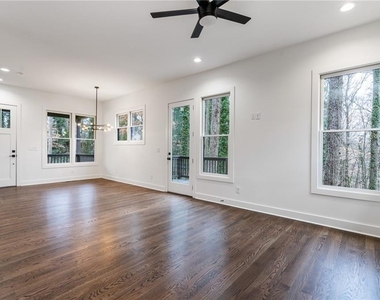 1453 Bridges Avenue Sw - Photo Thumbnail 9