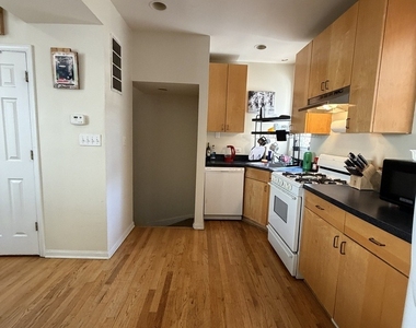 518 N May Street - Photo Thumbnail 11