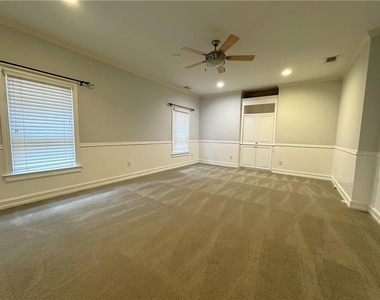 871 Lenox Ct Ne - Photo Thumbnail 28