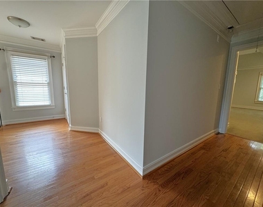 871 Lenox Ct Ne - Photo Thumbnail 27