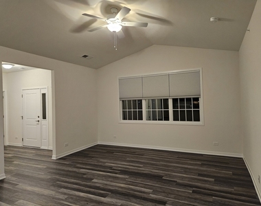 23 Apollo Court - Photo Thumbnail 1