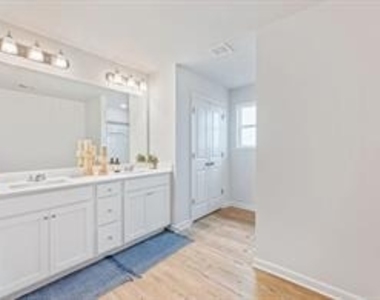 5161 Sidney Square Drive - Photo Thumbnail 11