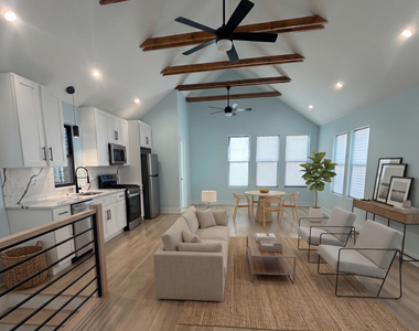 3351 S Union Avenue - Photo Thumbnail 2