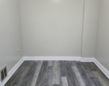 3240 W 64th Place - Photo Thumbnail 5