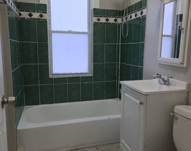 3240 W 64th Place - Photo Thumbnail 7