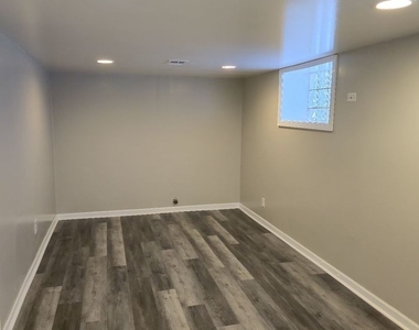 3240 W 64th Place - Photo Thumbnail 8