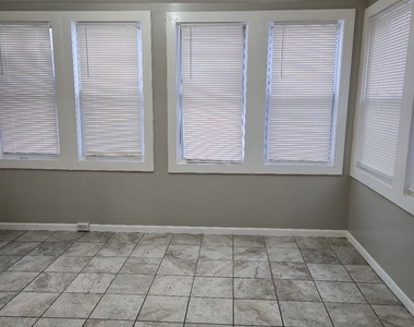 3240 W 64th Place - Photo Thumbnail 15