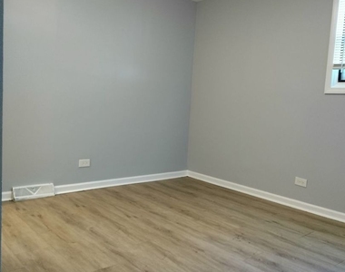11540 S Peoria Street - Photo Thumbnail 19