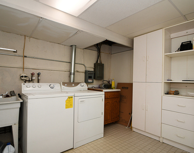 19527 Sycamore Street - Photo Thumbnail 16