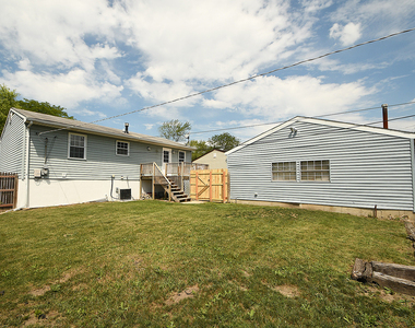 19527 Sycamore Street - Photo Thumbnail 18