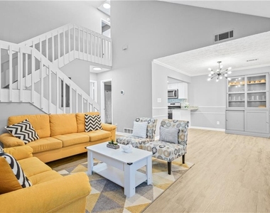 1707 Cotton Patch Lane - Photo Thumbnail 4
