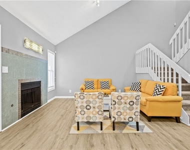 1707 Cotton Patch Lane - Photo Thumbnail 3