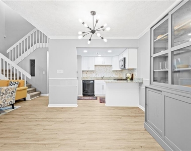 1707 Cotton Patch Lane - Photo Thumbnail 7