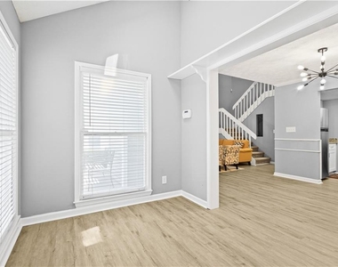 1707 Cotton Patch Lane - Photo Thumbnail 10