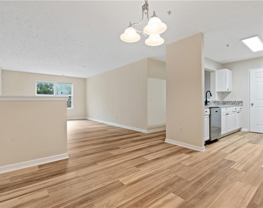 6104 Waldrop Place - Photo Thumbnail 8