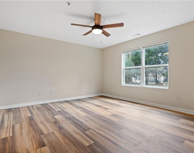 6104 Waldrop Place - Photo Thumbnail 13