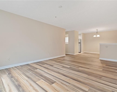 6104 Waldrop Place - Photo Thumbnail 4