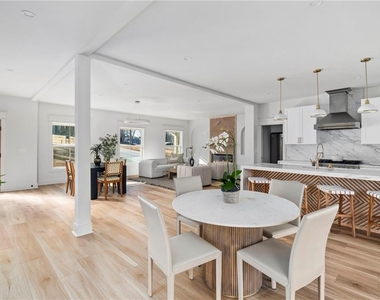 3784 Pine Needle Drive - Photo Thumbnail 8