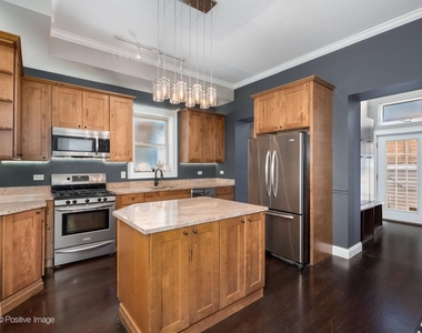 2120 W Race Avenue - Photo Thumbnail 8