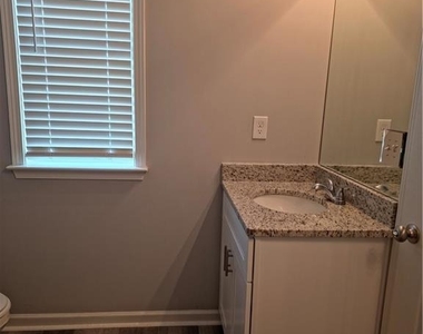 430 Village Creek Drive - Photo Thumbnail 25