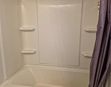 430 Village Creek Drive - Photo Thumbnail 21