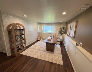 2010 Carleton Road - Photo Thumbnail 13