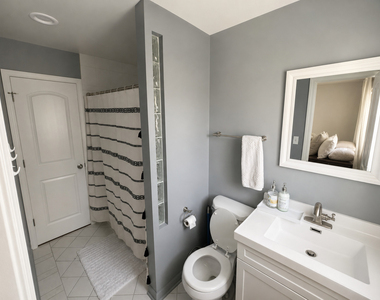 2010 Carleton Road - Photo Thumbnail 4