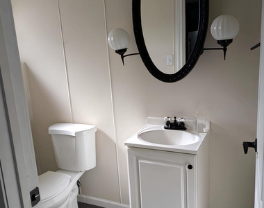 9407 Elm Avenue - Photo Thumbnail 4