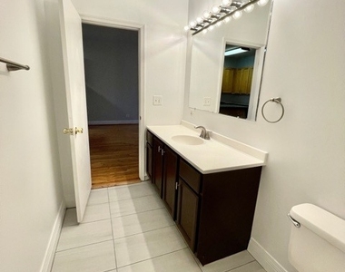 1459 N Milwaukee Avenue - Photo Thumbnail 24