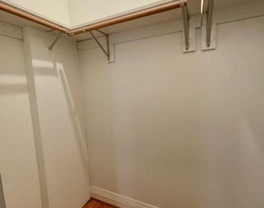 1459 N Milwaukee Avenue - Photo Thumbnail 15