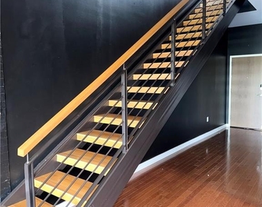 333 Nelson Street Sw - Photo Thumbnail 16