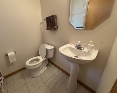 2956 Rutland Circle - Photo Thumbnail 5
