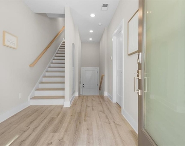 2493 Sycamore Road Nw - Photo Thumbnail 7