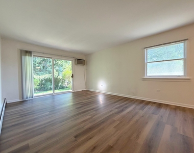 889 Trace Drive - Photo Thumbnail 2