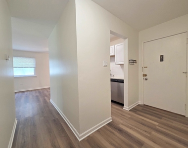 889 Trace Drive - Photo Thumbnail 12