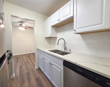 889 Trace Drive - Photo Thumbnail 11