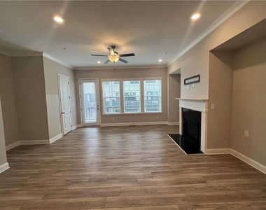 942 Catamaran Court - Photo Thumbnail 10