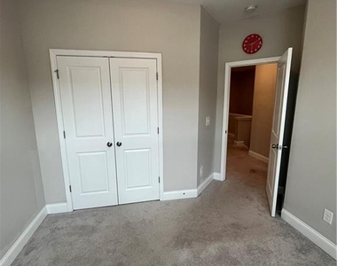 942 Catamaran Court - Photo Thumbnail 24