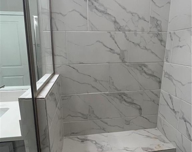 942 Catamaran Court - Photo Thumbnail 22