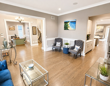 7338 W Clarence Avenue - Photo Thumbnail 3
