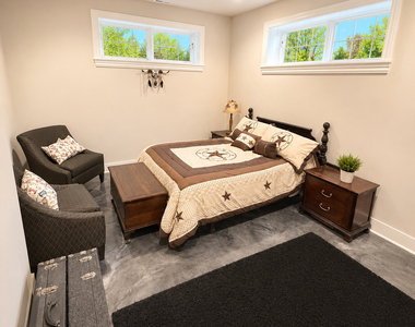 7338 W Clarence Avenue - Photo Thumbnail 41
