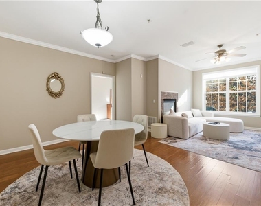 4805 W Village Way Se - Photo Thumbnail 2
