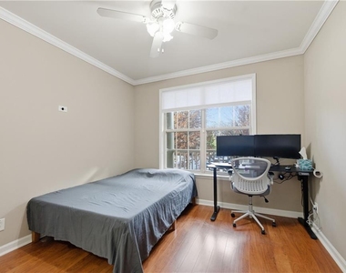 4805 W Village Way Se - Photo Thumbnail 14