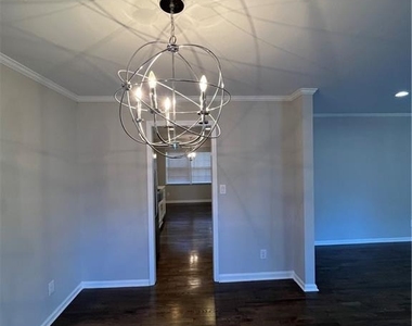 3434 Palace Court - Photo Thumbnail 24