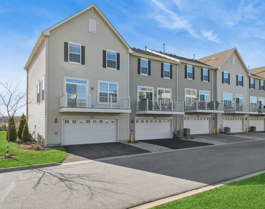 511 Cimmaron Circle - Photo Thumbnail 1