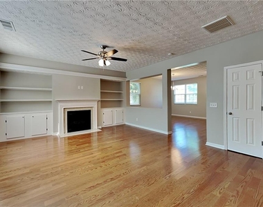 231 Waterbury Way - Photo Thumbnail 1