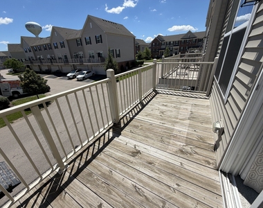 1607 Carlstedt Drive - Photo Thumbnail 11